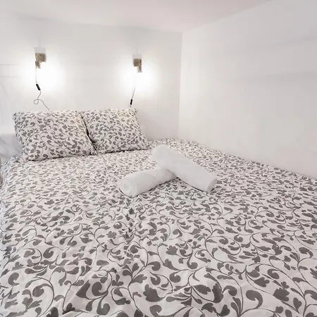 公寓 Cosy And Modern New *